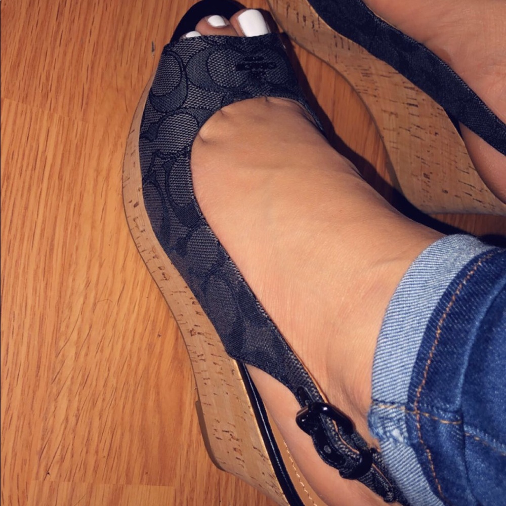 Coach Wedges🌻🌹🌻🌹